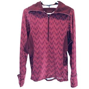 Patagonia Running  hooded jacket Sz M Burgundy